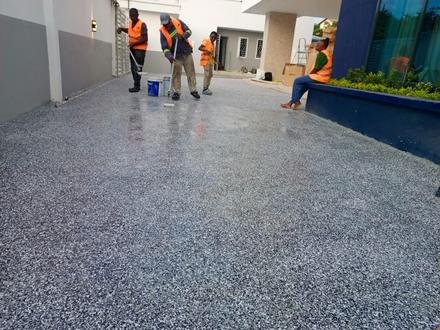 Sol pailleté de bureaux, Akwa